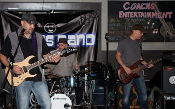 Live Music Coaches with The Jarvis Band