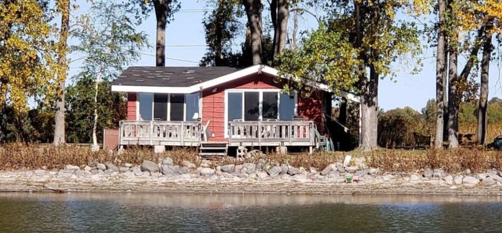 Cottage Rental Prices in Prince Edward County (Examples)