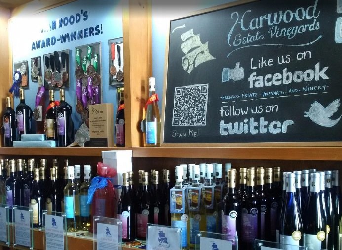 Hardwood Estates Wine Tasting Room