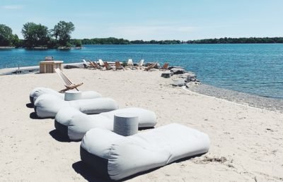 Wander beach area