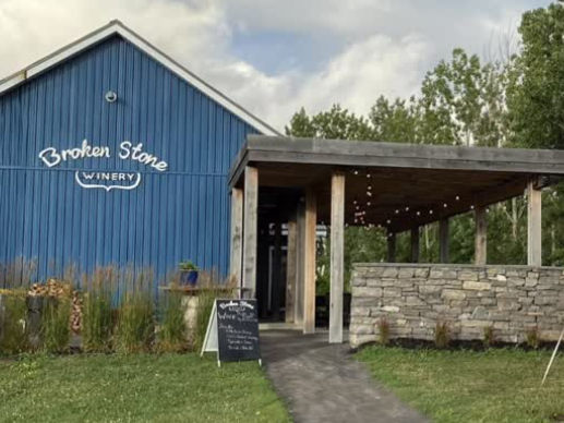 Broken Stone Winery covered patio