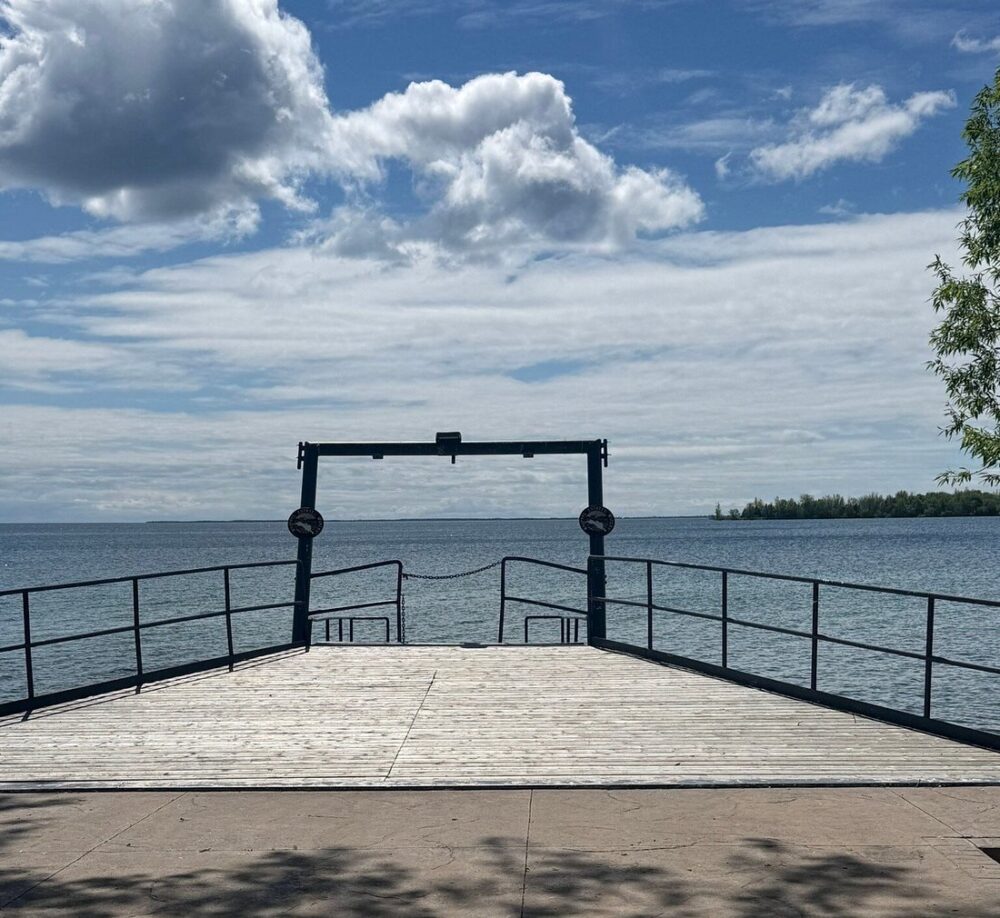 7 Prince Edward County Wineries with the Most Beautiful Winery Views (Locals’ Guide)