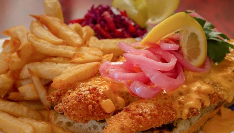 Waring House Perch and Chips